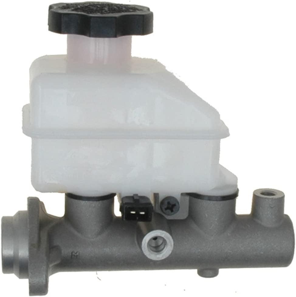 MC391115 Professional Grade Brake Master Cylinder