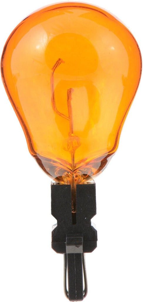 Fog Light Bulb for NV1500, NV200, NV2500, NV350 Urvan, Nv3500+More 3157NAB2