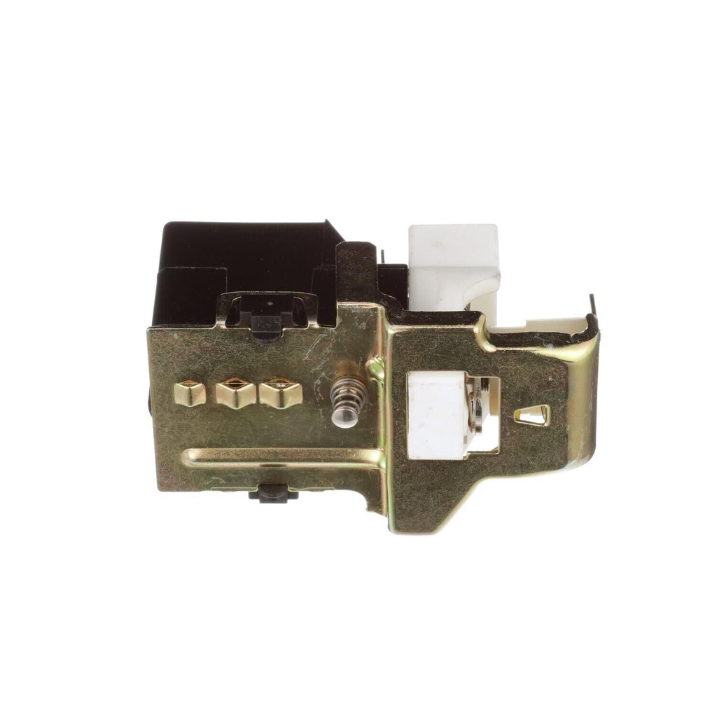 Headlight Switch for P30, P3500, P2500, Cimarron, Monte Carlo+More DS-155