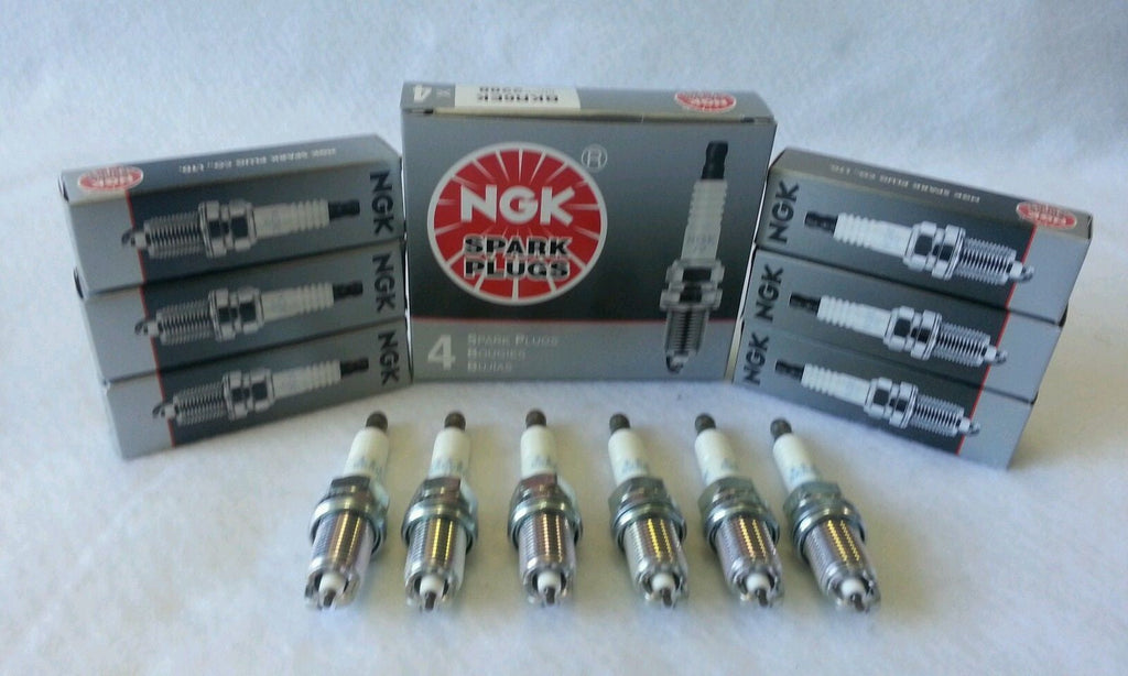 NGK MADE in JAPAN BKR5EKB11 SPARK PLUG 6-PIECES (3967) TOYOTA LEXUS