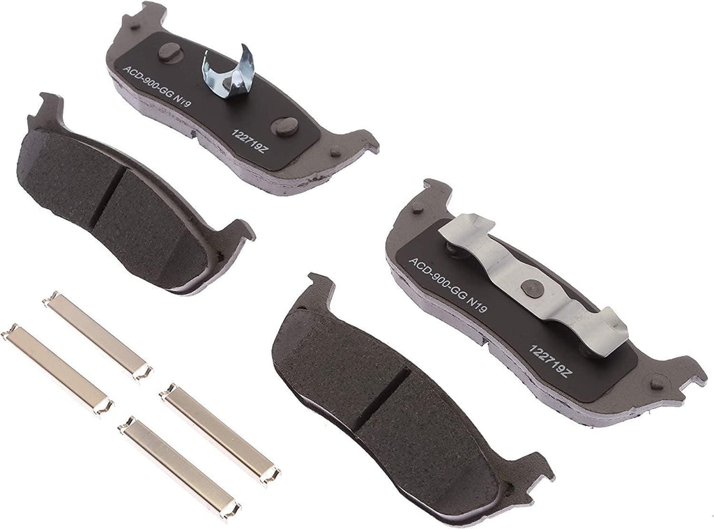 Silver 14D711CHF1 Ceramic Rear Disc Brake Pad Set with Clips