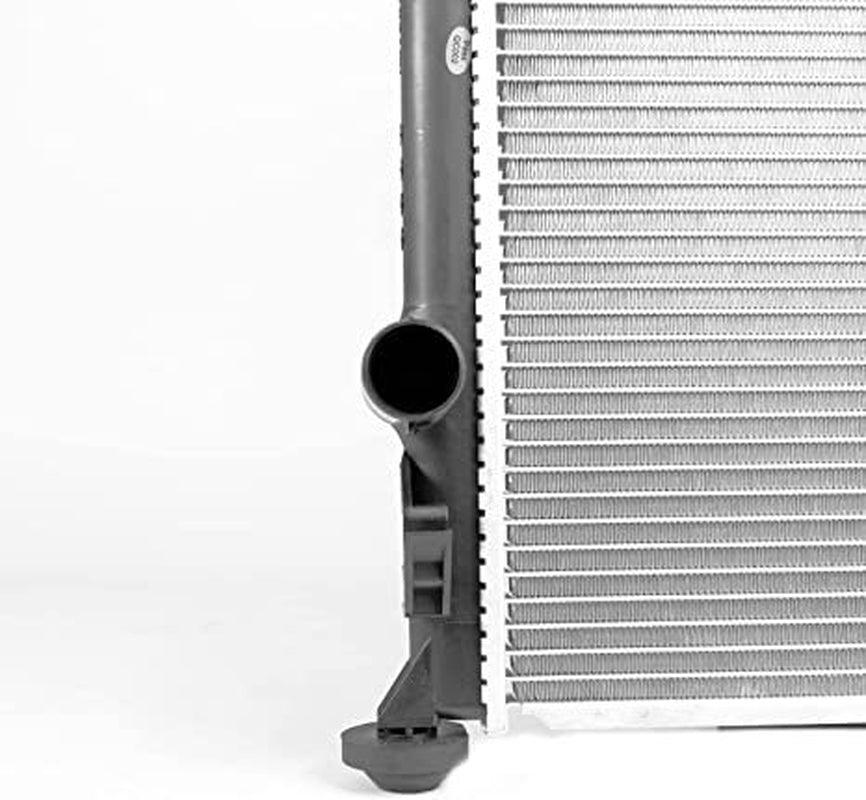 2767 Radiator Fits 2005-2010 Dodge Magnum/Charger